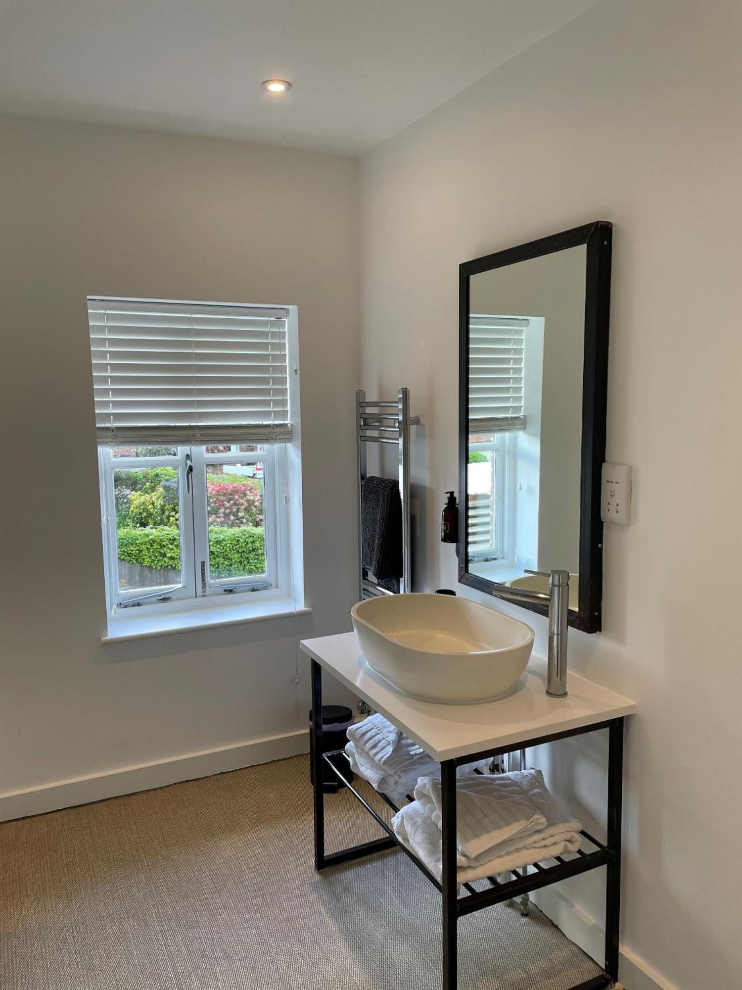 Booking Urban At Stisted Braintree Chambre photo