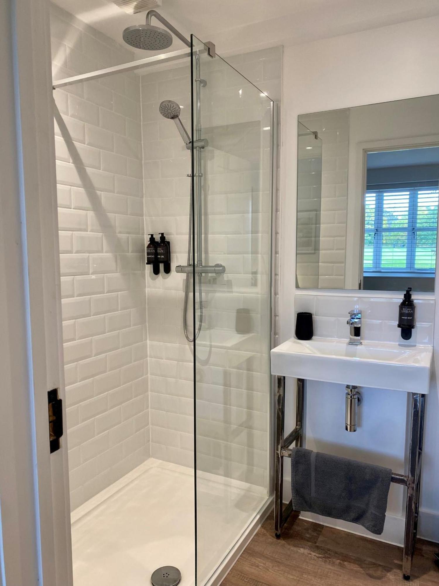 Booking Urban At Stisted Braintree Chambre photo